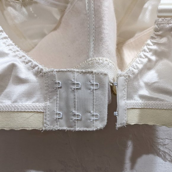 Jeunique 34DDD Ivory Bra 300 Wireless Support Lace Classic Retro Bullet Nursing - Picture 6 of 7